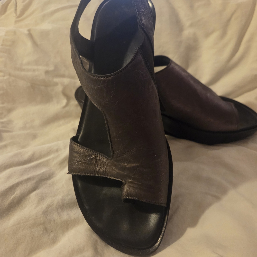 Donald J. Pliner Dark Brown Leather Open-Toe Slingback Sandals